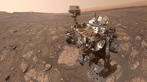 Mission Close-up: Curiosity