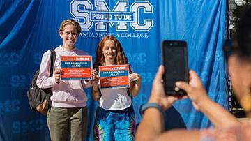 At SMC, Messages of Hope for Undocumented Students