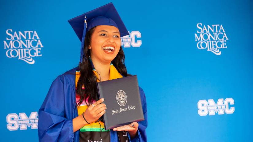 SMC Adelante Program Gets $325,000 Gift from Private Donor