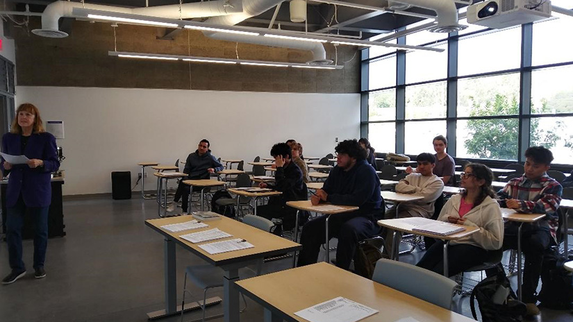 An English class underway at SMC’s new Malibu Campus. (Photo Credit: Carla Brown / Santa Monica College)