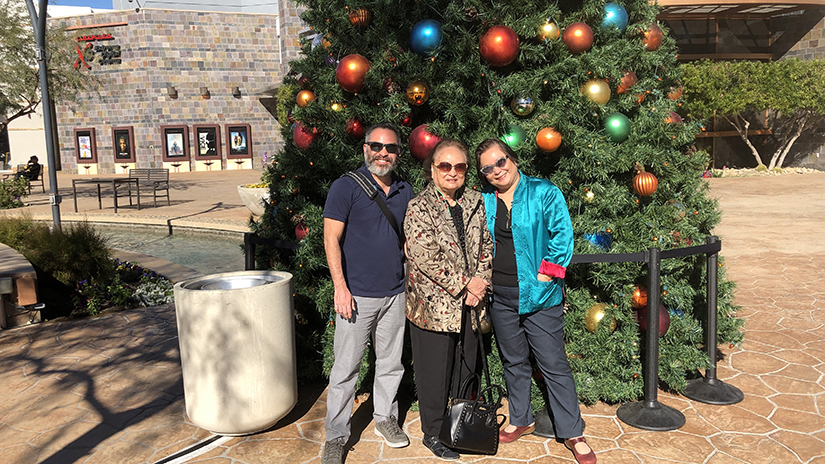 Lee with mom and sister in Palm Desert