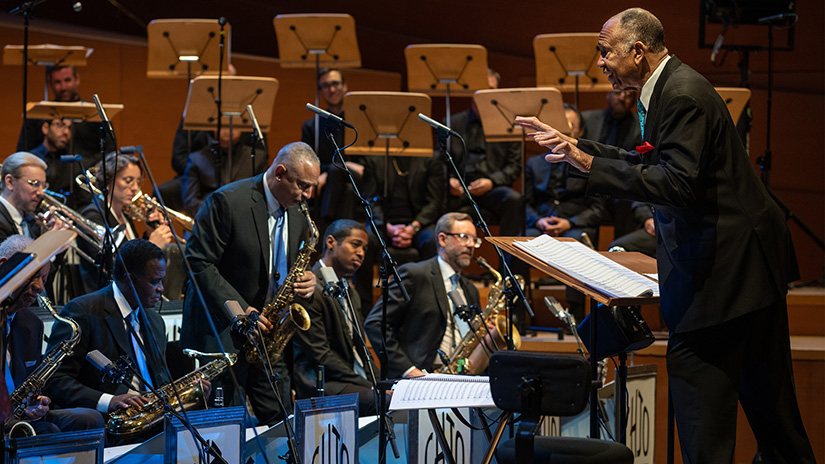 Keith Fiddmont performing with the LA Master Chorale and the Clayton Hamilton Jazz Orchestra.