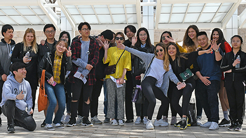 Students posing in front of Getty Museum